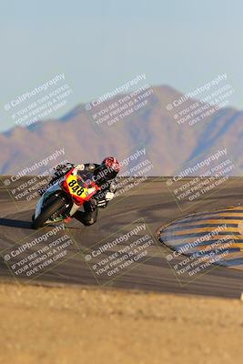 media/Dec-16-2023-CVMA (Sat) [[bb38a358a2]]/Race 13 Amateur Supersport Middleweight/